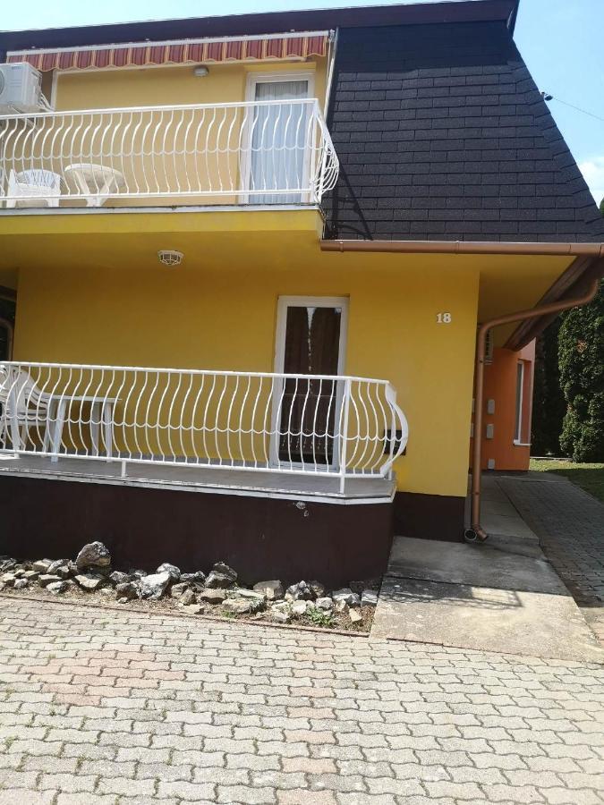 ザラカロシュBerkenye Apartmanアパートメント エクステリア 写真