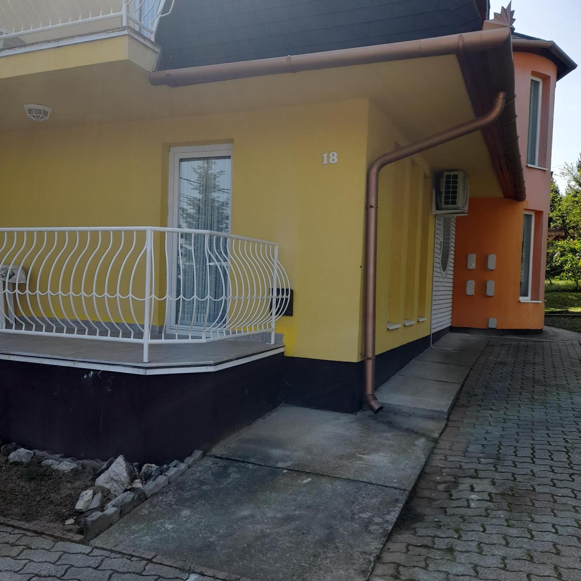 ザラカロシュBerkenye Apartmanアパートメント エクステリア 写真
